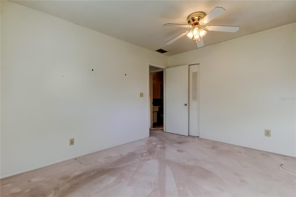 待售: $320,000 (3 贝兹, 2 浴室, 1750 平方英尺)