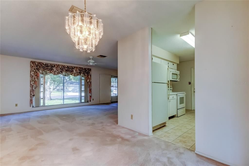 待售: $320,000 (3 贝兹, 2 浴室, 1750 平方英尺)