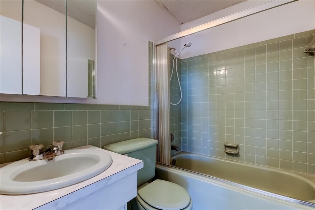 待售: $320,000 (3 贝兹, 2 浴室, 1750 平方英尺)