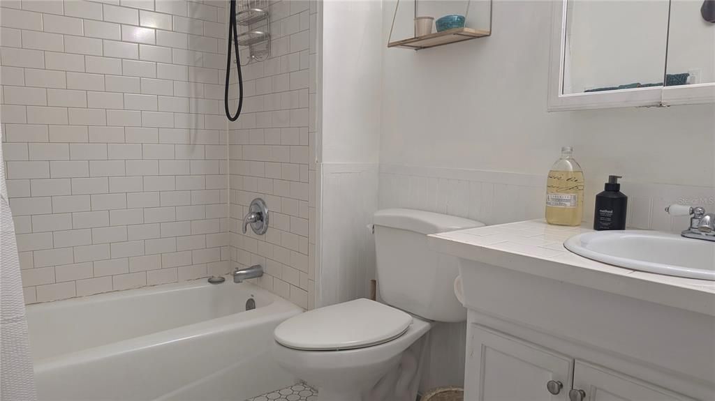 En Venta: $379,000 (3 camas, 1 baños, 1332 Pies cuadrados)