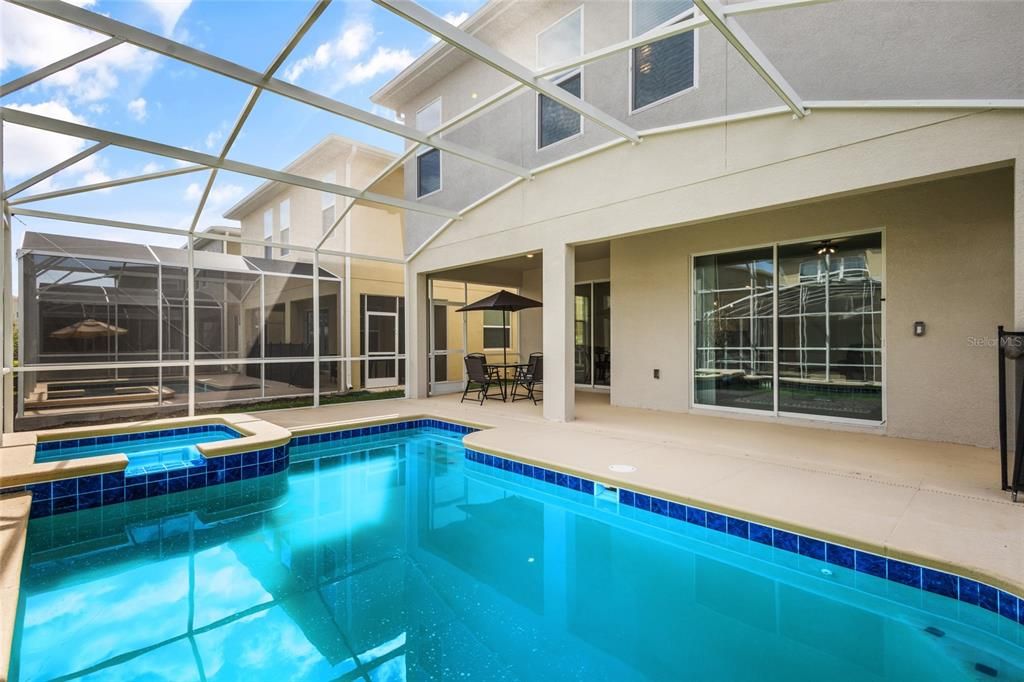 For Rent: $3,895 (6 beds, 5 baths, 3275 Square Feet)