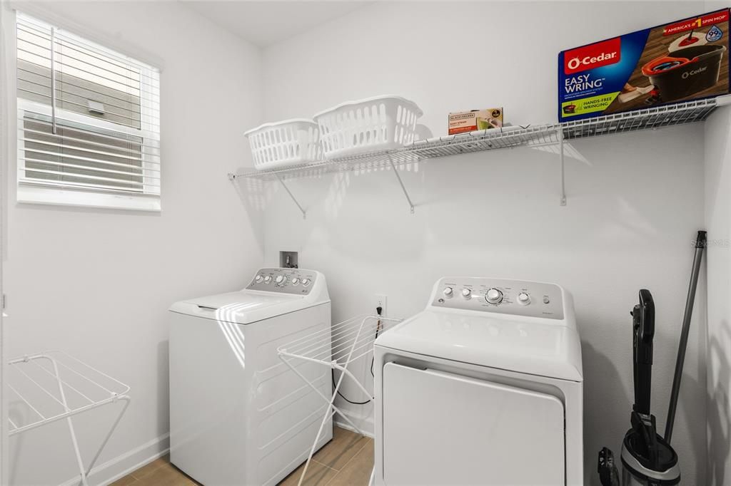 For Rent: $3,895 (6 beds, 5 baths, 3275 Square Feet)