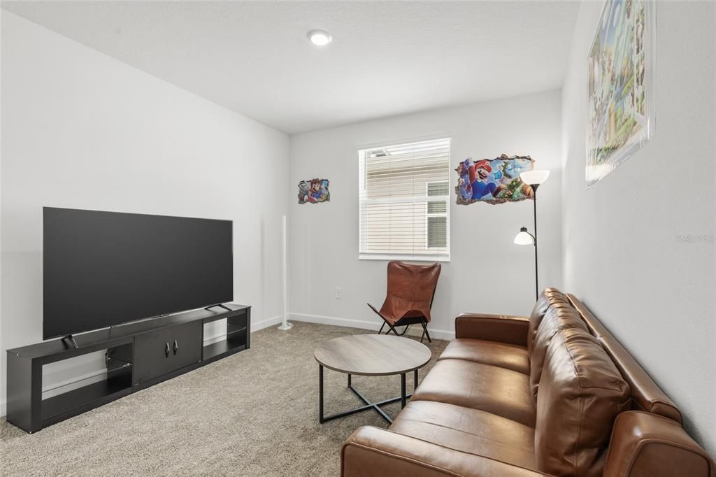 For Rent: $3,895 (6 beds, 5 baths, 3275 Square Feet)