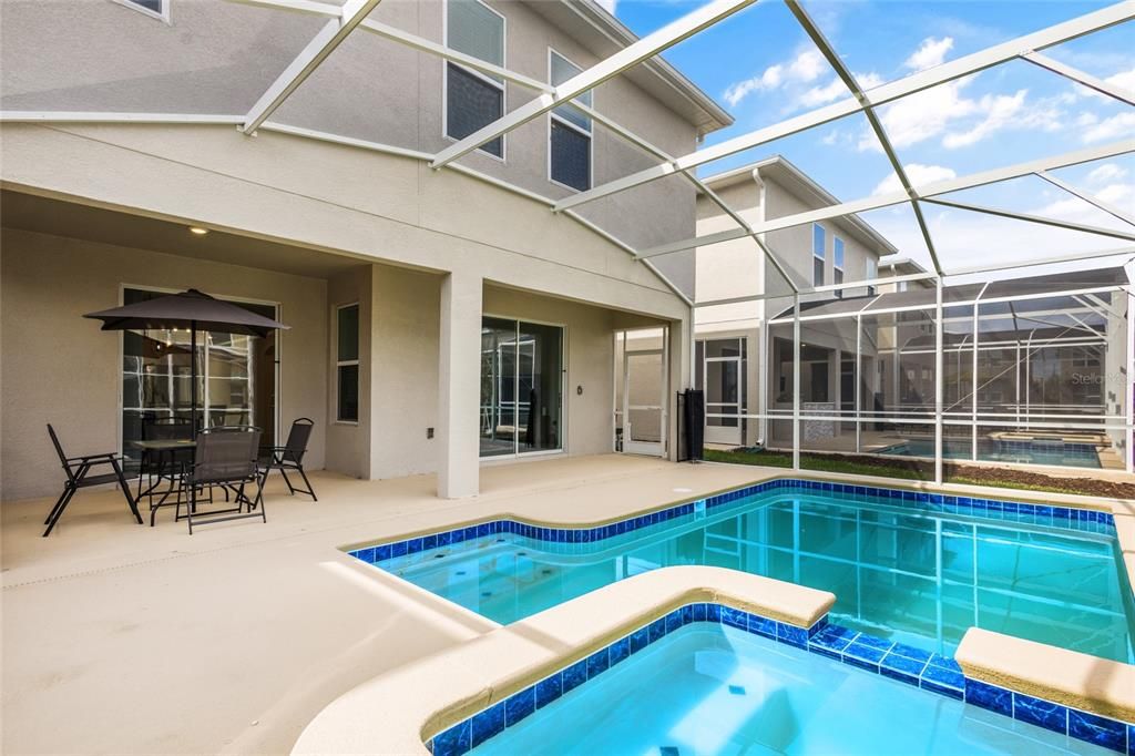 For Rent: $3,895 (6 beds, 5 baths, 3275 Square Feet)