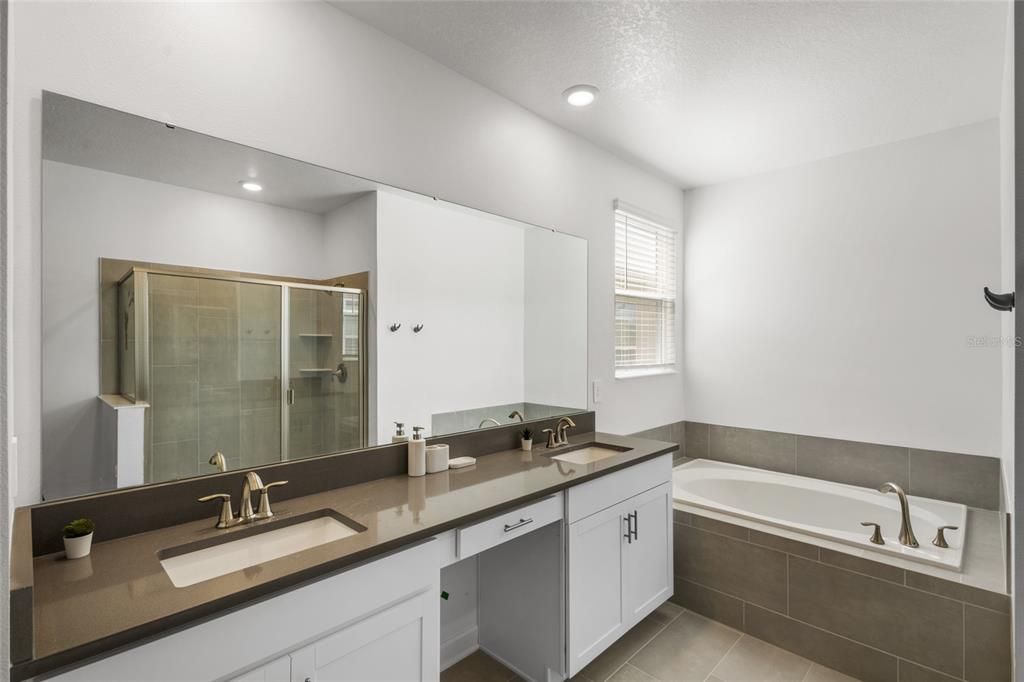 For Rent: $3,895 (6 beds, 5 baths, 3275 Square Feet)