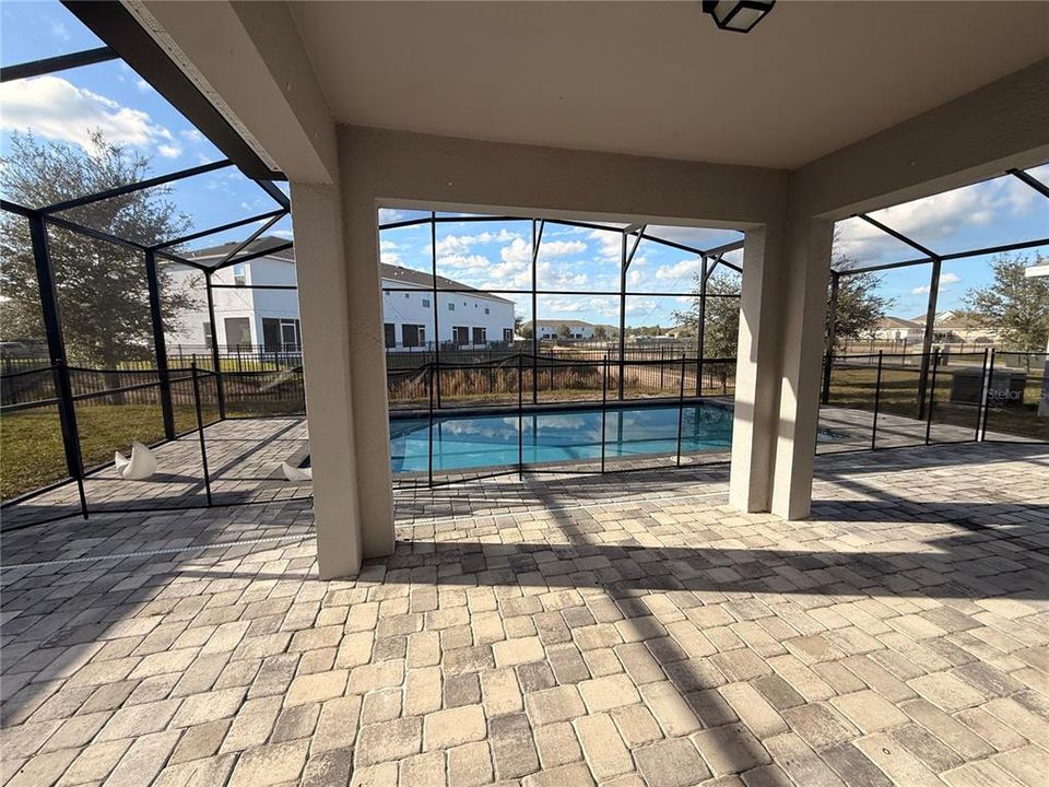 En Renta: $3,500 (5 camas, 2 baños, 2607 Pies cuadrados)