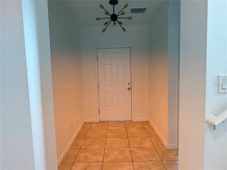 En Renta: $3,500 (5 camas, 2 baños, 2607 Pies cuadrados)