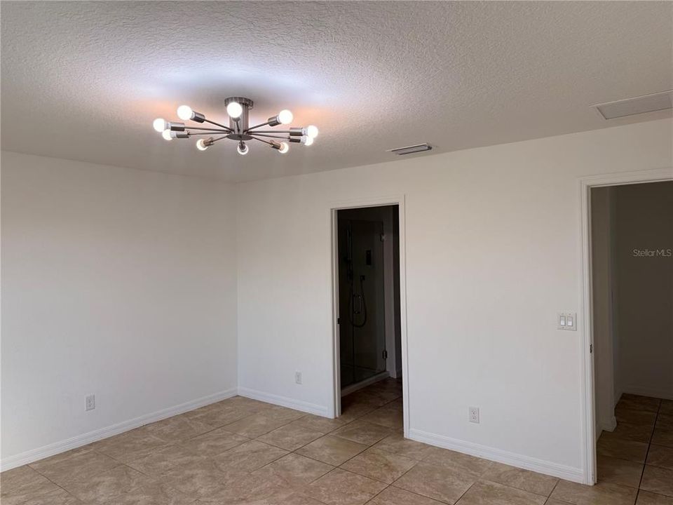 En Renta: $3,500 (5 camas, 2 baños, 2607 Pies cuadrados)