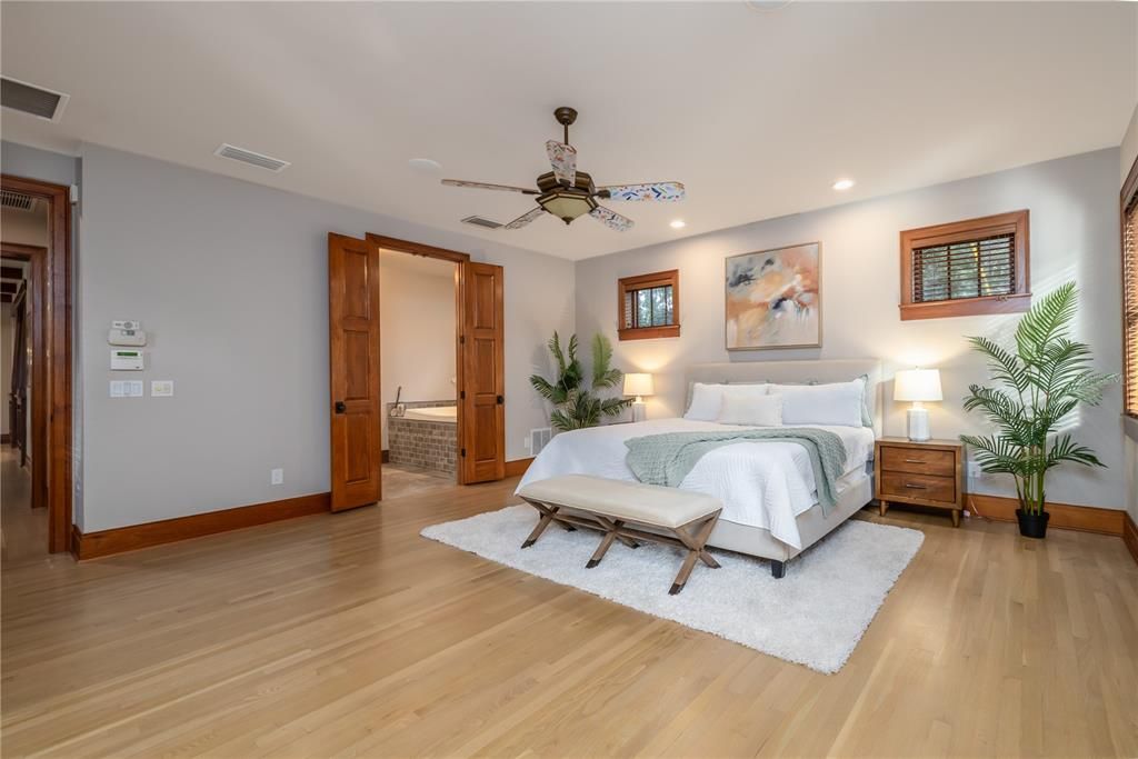 For Sale: $1,550,000 (4 beds, 4 baths, 3794 Square Feet)