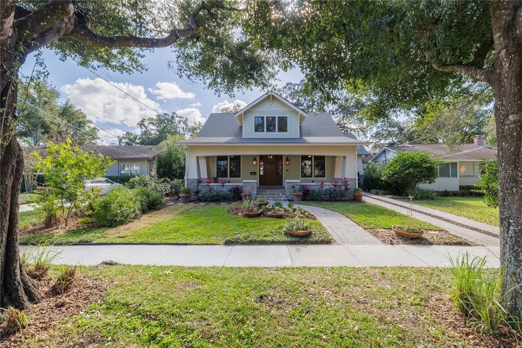 For Sale: $1,550,000 (4 beds, 4 baths, 3794 Square Feet)