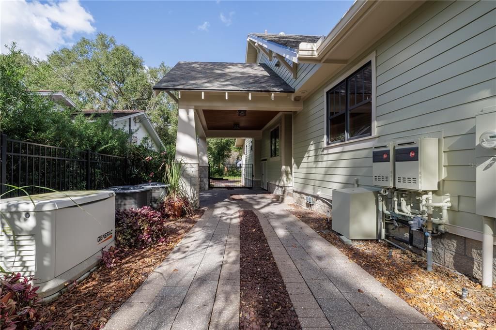 For Sale: $1,550,000 (4 beds, 4 baths, 3794 Square Feet)