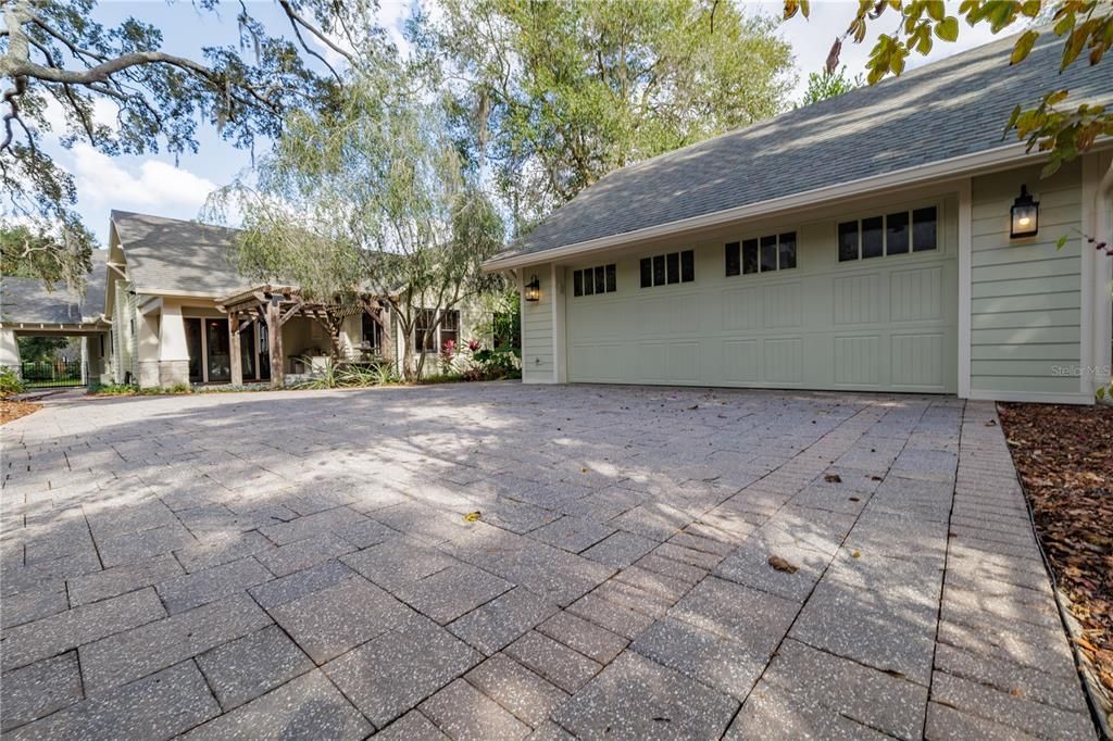 For Sale: $1,550,000 (4 beds, 4 baths, 3794 Square Feet)