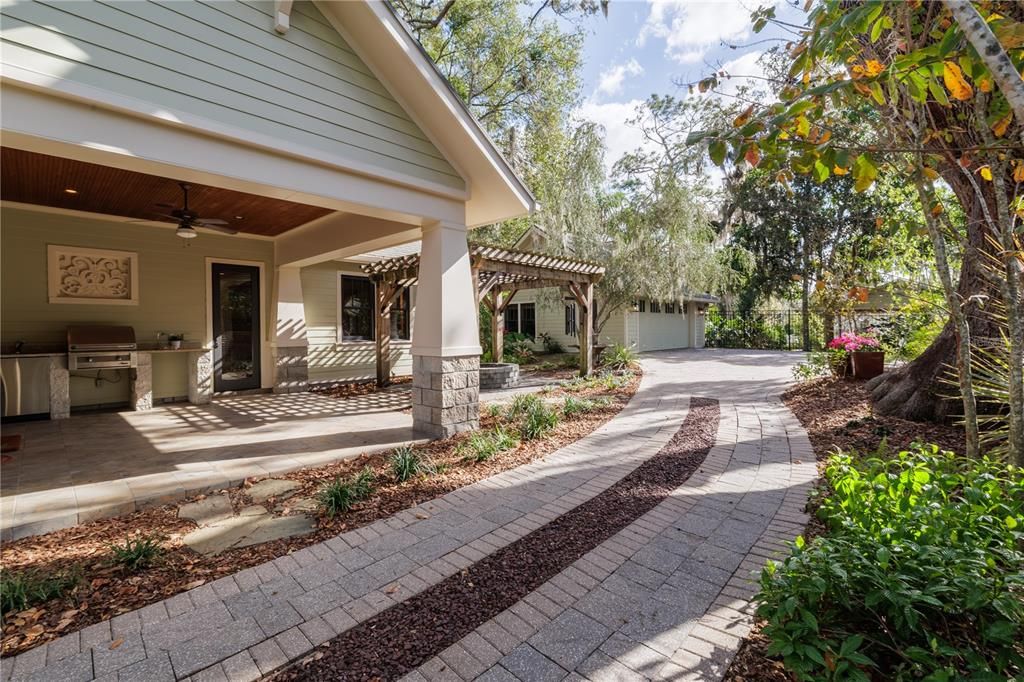 For Sale: $1,550,000 (4 beds, 4 baths, 3794 Square Feet)