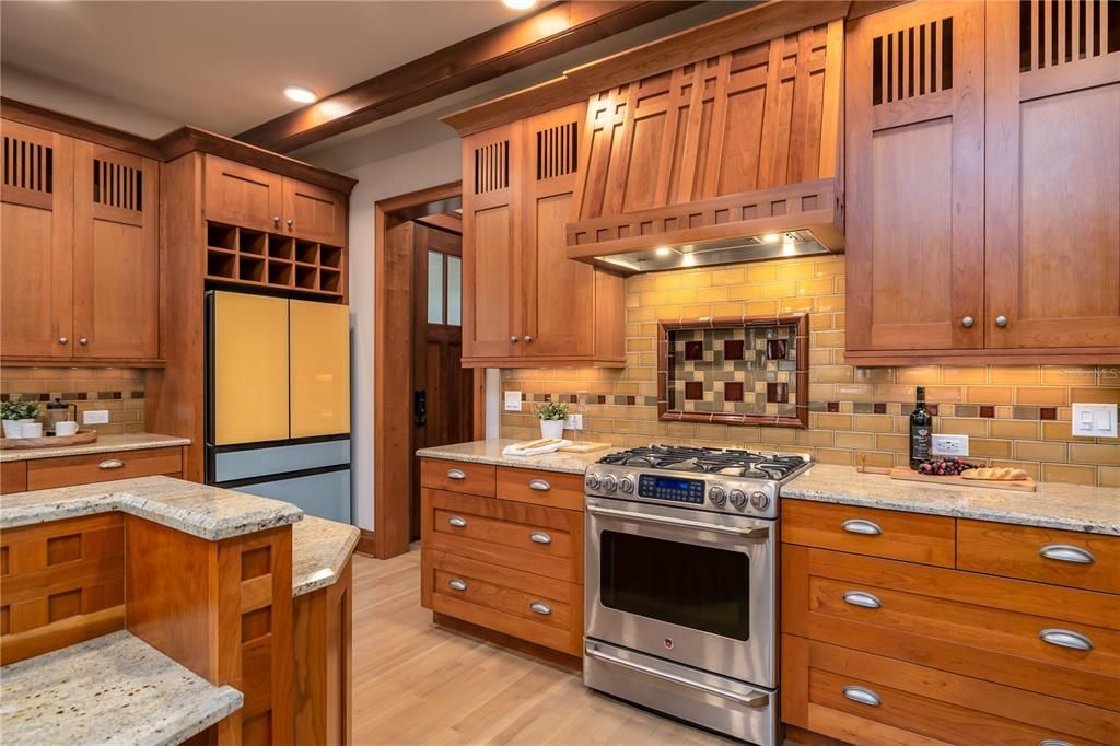 For Sale: $1,550,000 (4 beds, 4 baths, 3794 Square Feet)