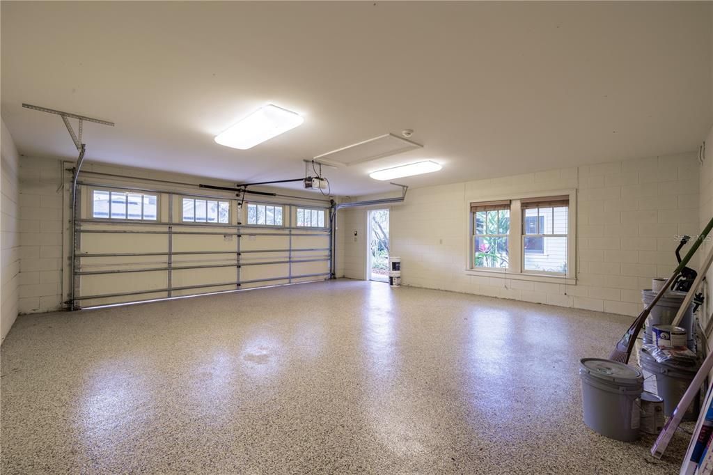 For Sale: $1,550,000 (4 beds, 4 baths, 3794 Square Feet)