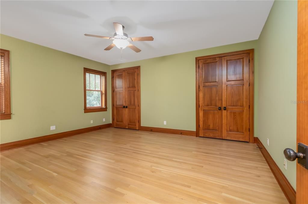 For Sale: $1,550,000 (4 beds, 4 baths, 3794 Square Feet)