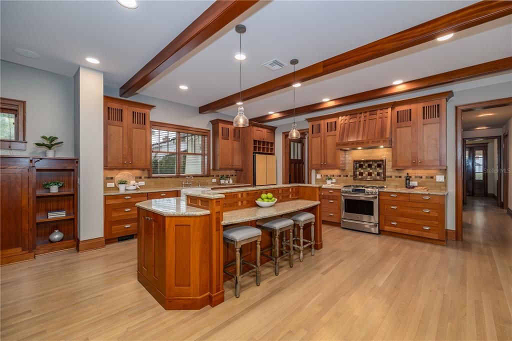 For Sale: $1,550,000 (4 beds, 4 baths, 3794 Square Feet)