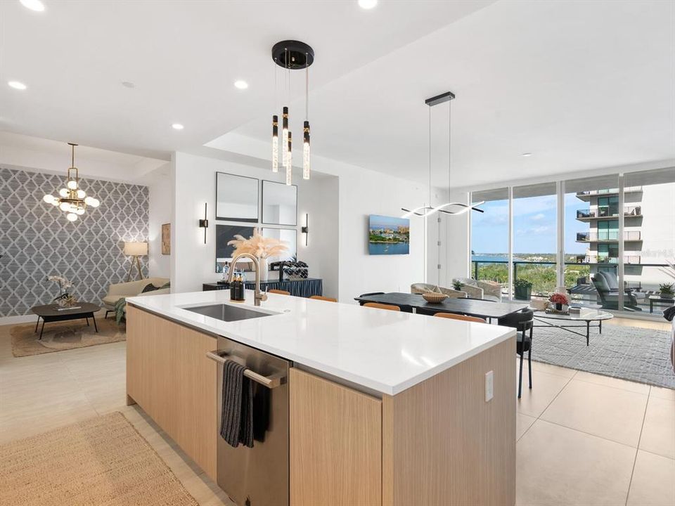 For Sale: $1,399,000 (2 beds, 3 baths, 1678 Square Feet)