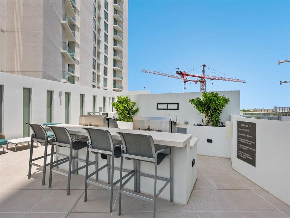 For Sale: $1,399,000 (2 beds, 3 baths, 1678 Square Feet)