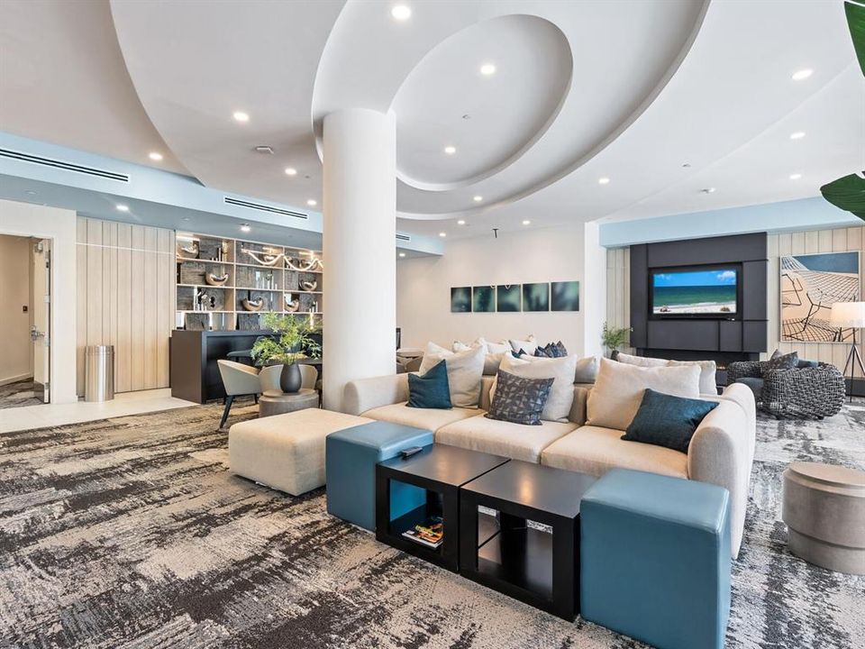 For Sale: $1,399,000 (2 beds, 3 baths, 1678 Square Feet)