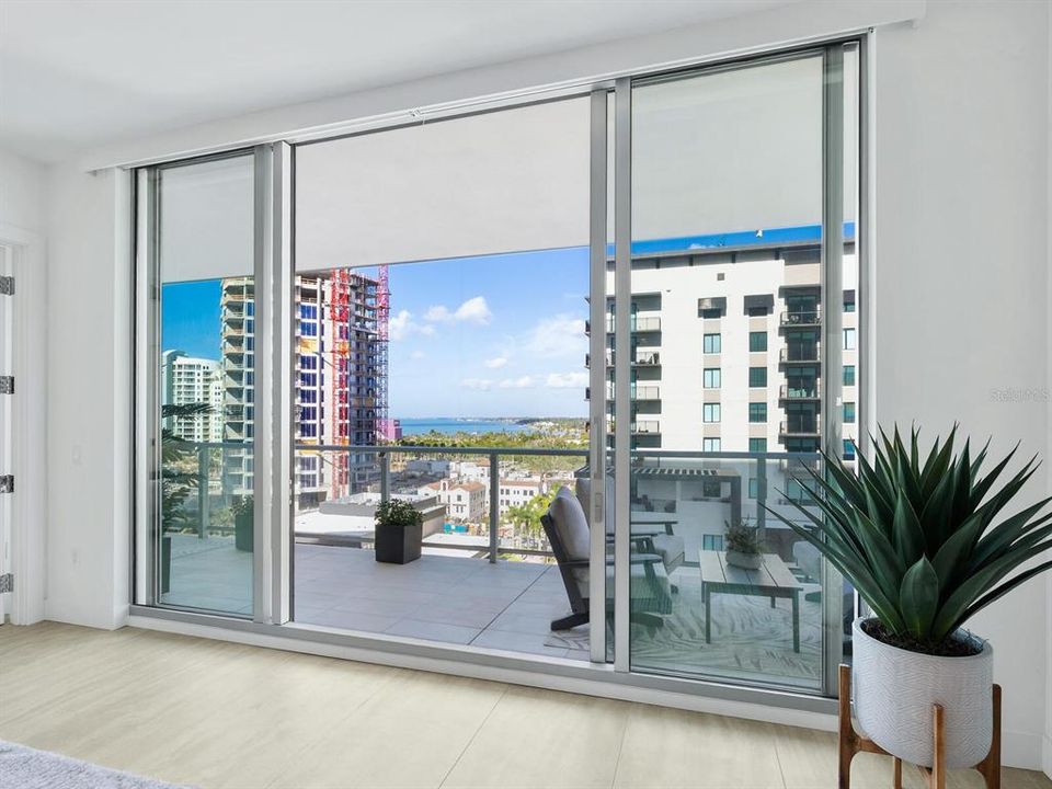 For Sale: $1,399,000 (2 beds, 3 baths, 1678 Square Feet)