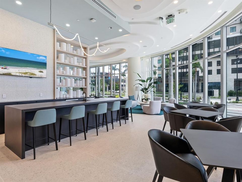 For Sale: $1,399,000 (2 beds, 3 baths, 1678 Square Feet)