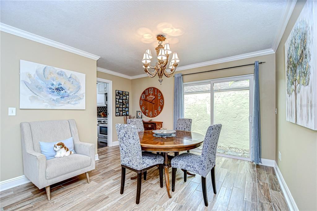 待售: $575,000 (3 贝兹, 2 浴室, 2038 平方英尺)