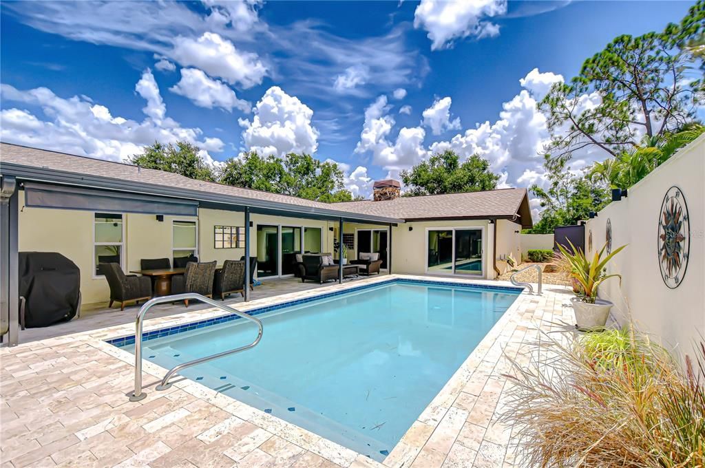 待售: $575,000 (3 贝兹, 2 浴室, 2038 平方英尺)