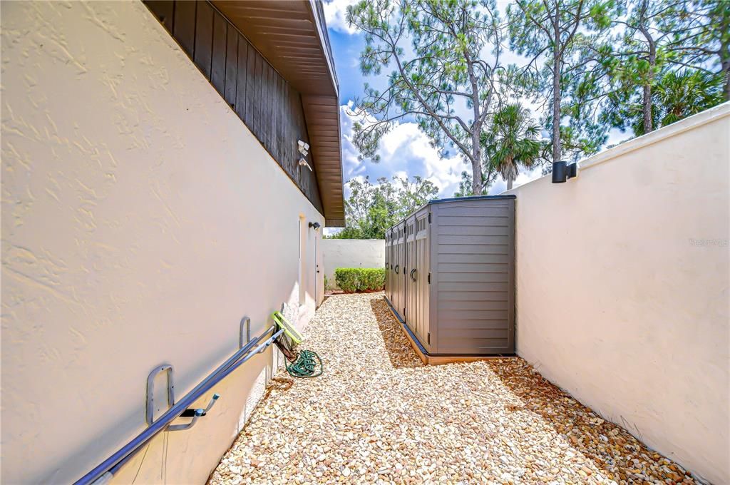 待售: $575,000 (3 贝兹, 2 浴室, 2038 平方英尺)