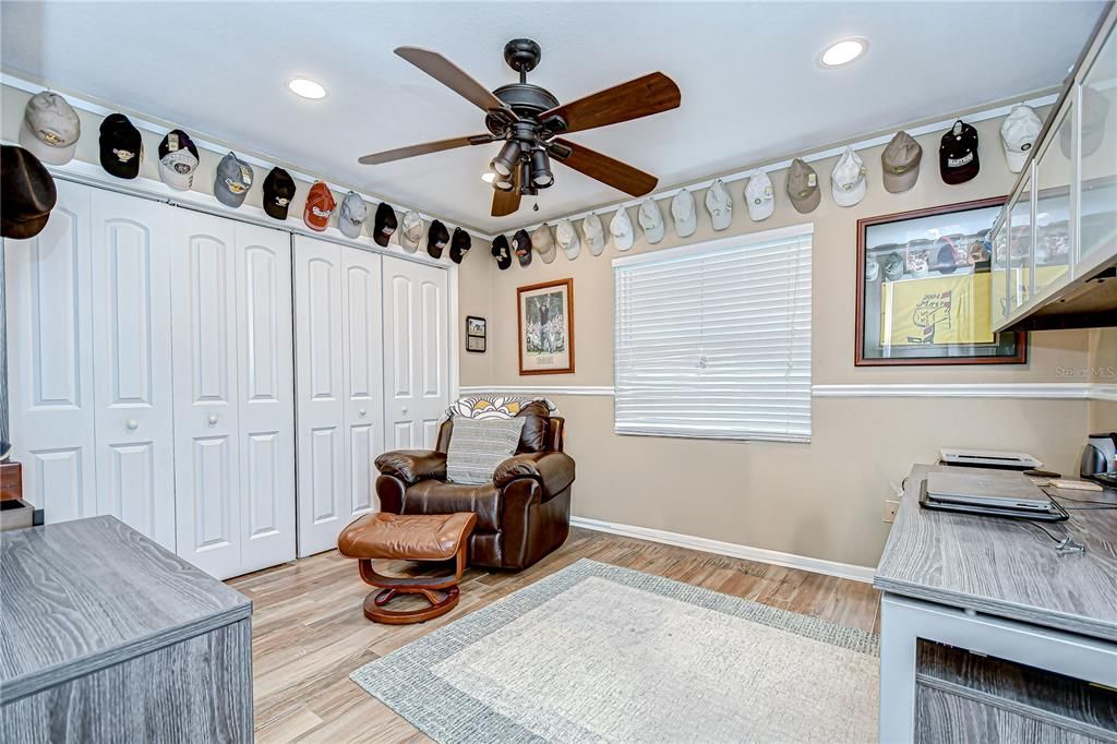 待售: $575,000 (3 贝兹, 2 浴室, 2038 平方英尺)