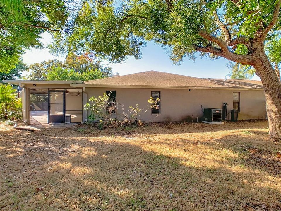 На продажу: $697,000 (5 спален, 3 ванн, 3650 Квадратных фут)