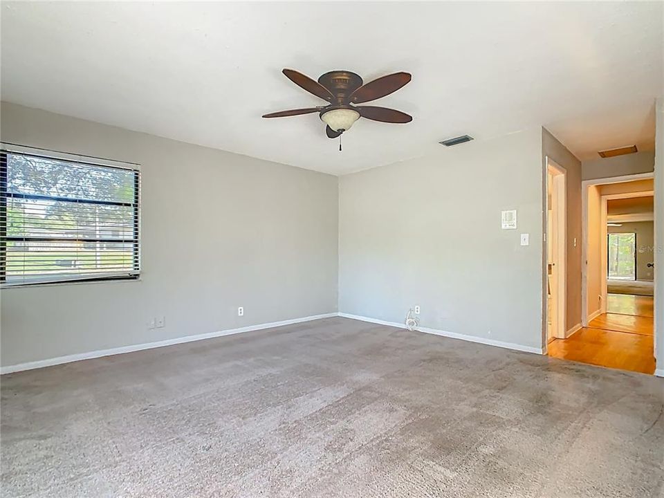 На продажу: $697,000 (5 спален, 3 ванн, 3650 Квадратных фут)