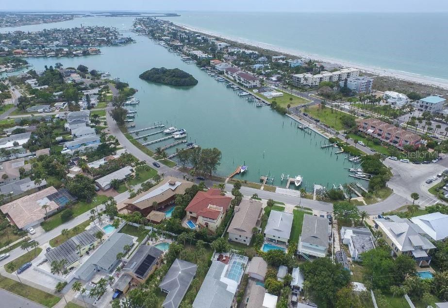 For Sale: $1,100,000 (0.17 acres)