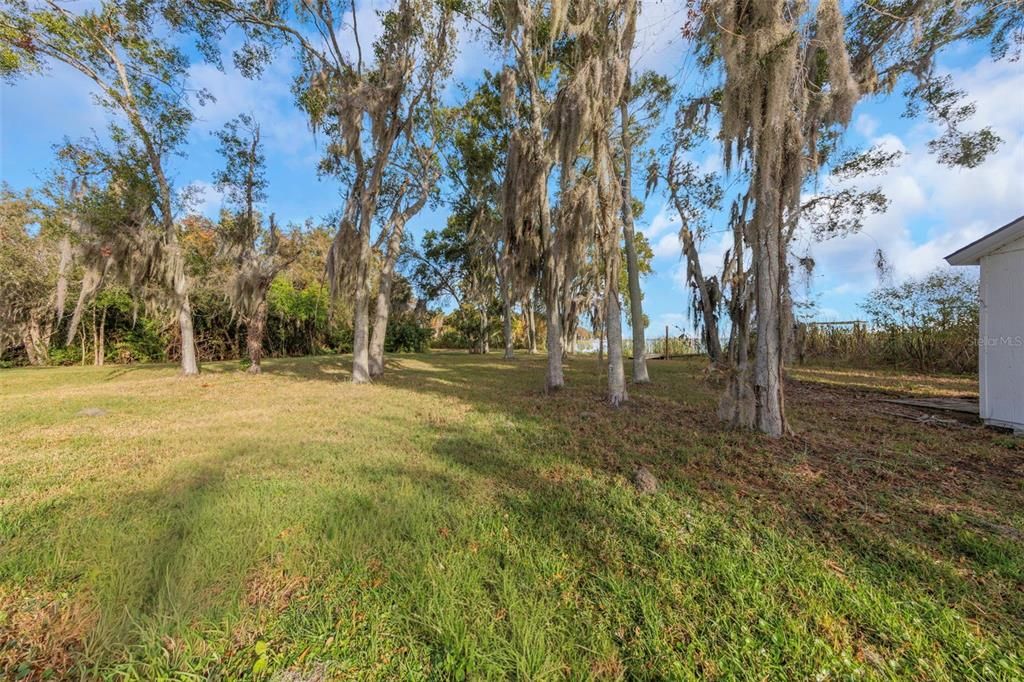 For Sale: $1,390,000 (2.89 acres)