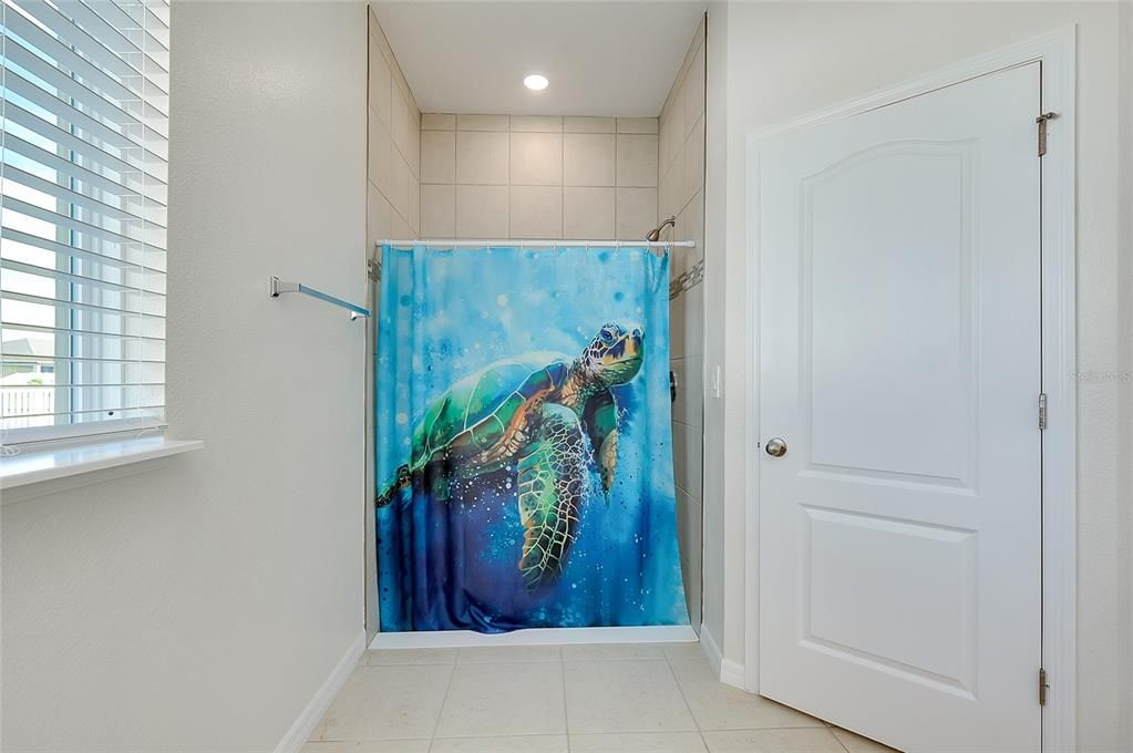 待售: $425,000 (4 贝兹, 3 浴室, 2198 平方英尺)