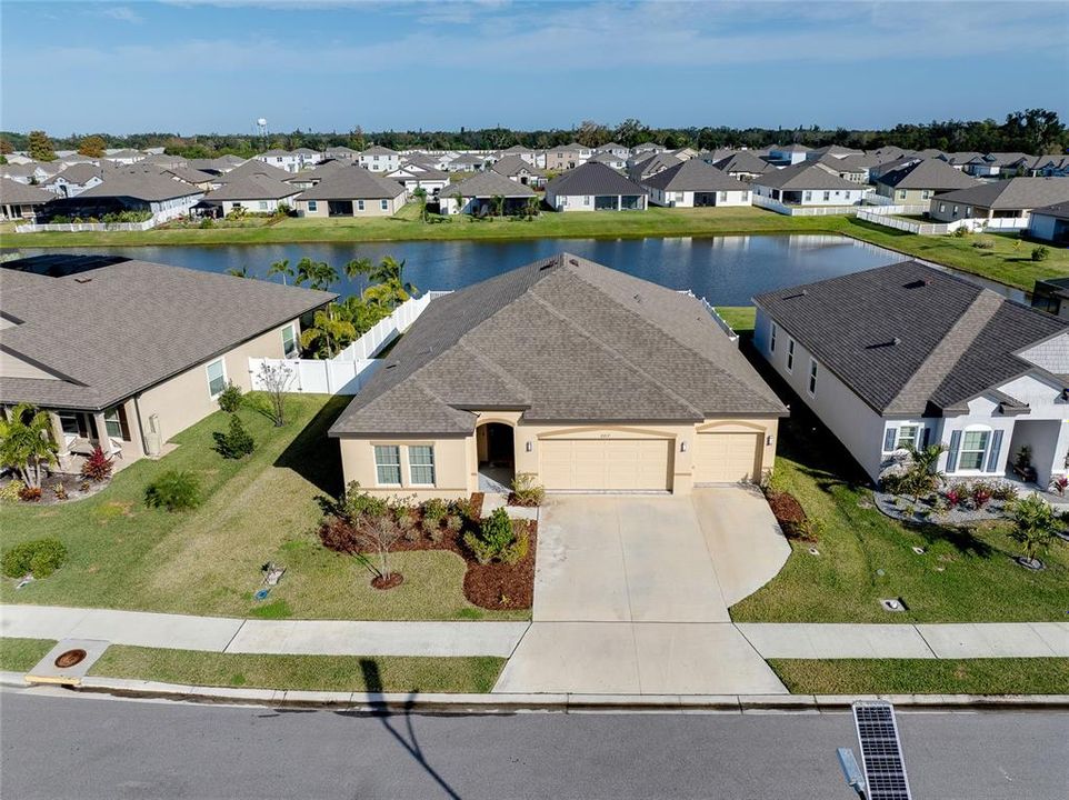 待售: $425,000 (4 贝兹, 3 浴室, 2198 平方英尺)