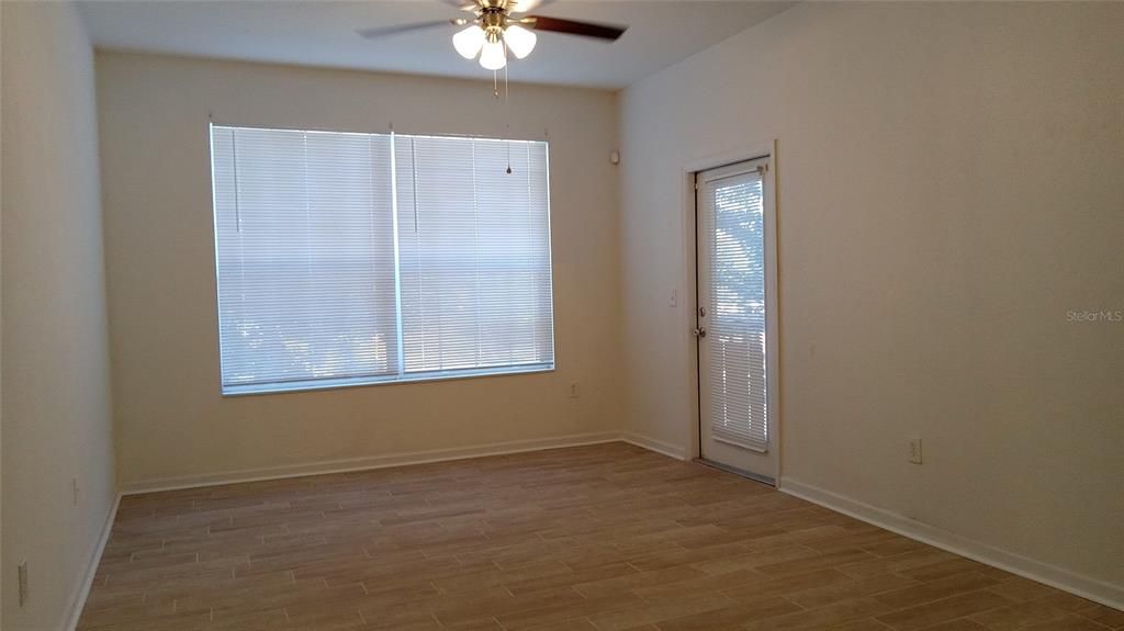 For Rent: $1,990 (3 beds, 2 baths, 1408 Square Feet)
