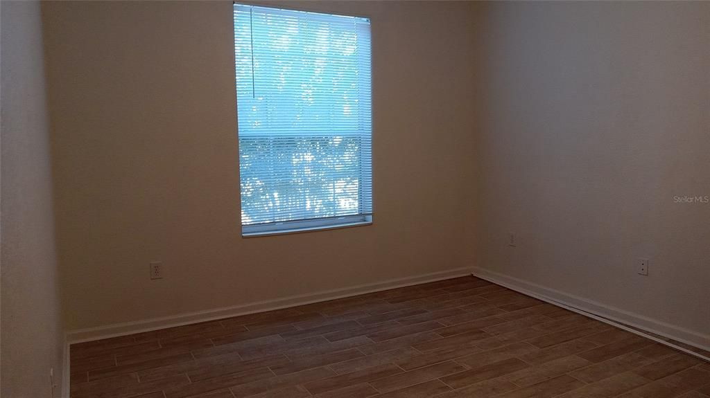 For Rent: $1,990 (3 beds, 2 baths, 1408 Square Feet)