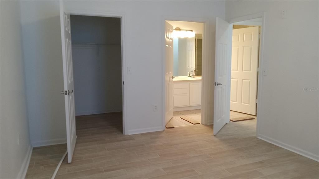 For Rent: $1,990 (3 beds, 2 baths, 1408 Square Feet)