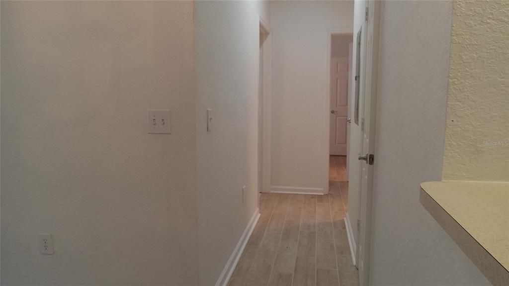 For Rent: $1,990 (3 beds, 2 baths, 1408 Square Feet)