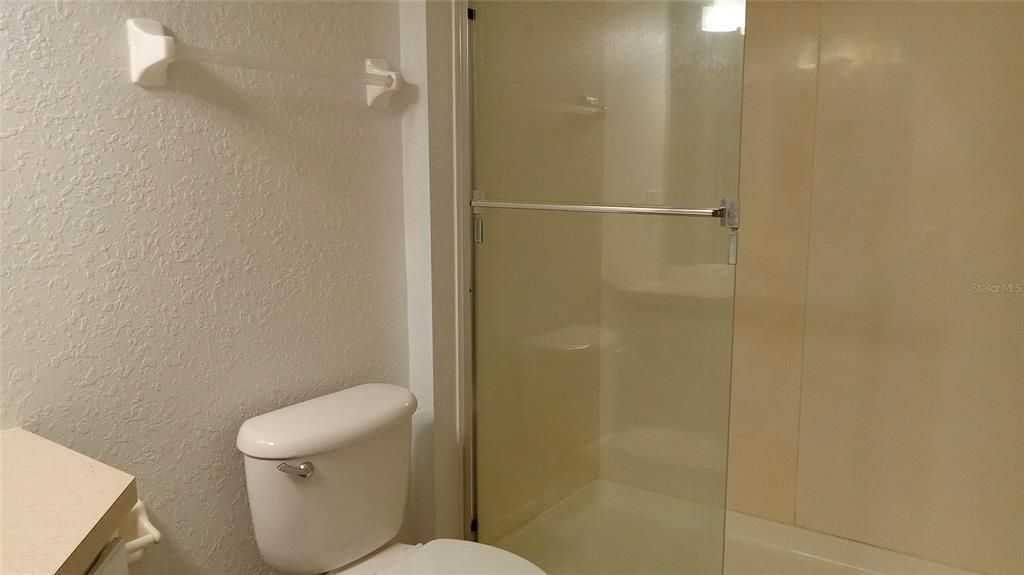 For Rent: $1,990 (3 beds, 2 baths, 1408 Square Feet)