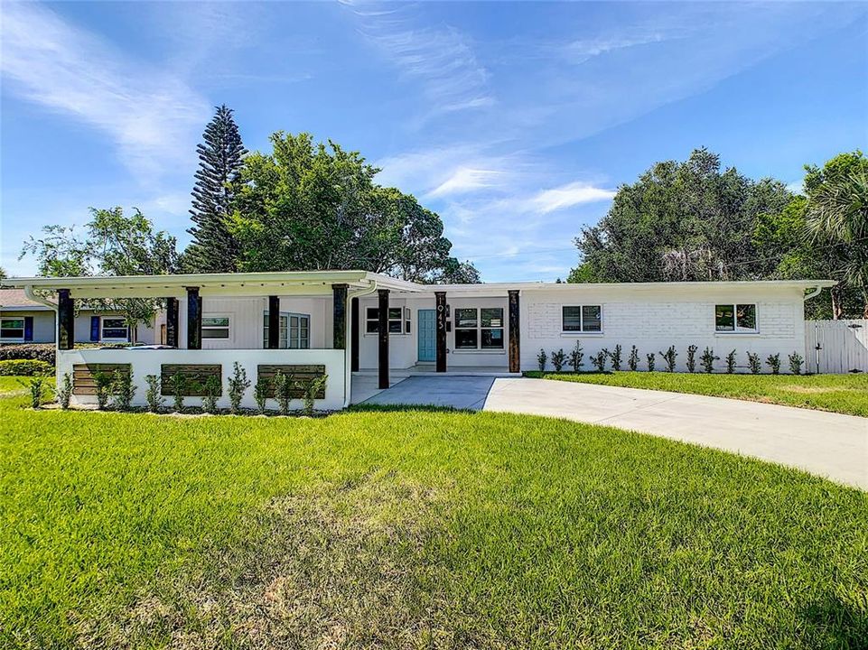 出租: $3,499 (3 贝兹, 2 浴室, 1800 平方英尺)