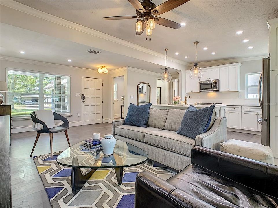 出租: $3,499 (3 贝兹, 2 浴室, 1800 平方英尺)