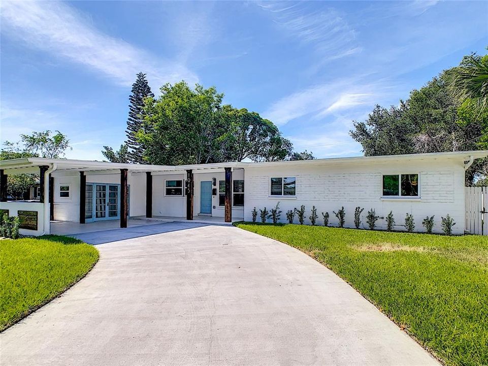 出租: $3,499 (3 贝兹, 2 浴室, 1800 平方英尺)