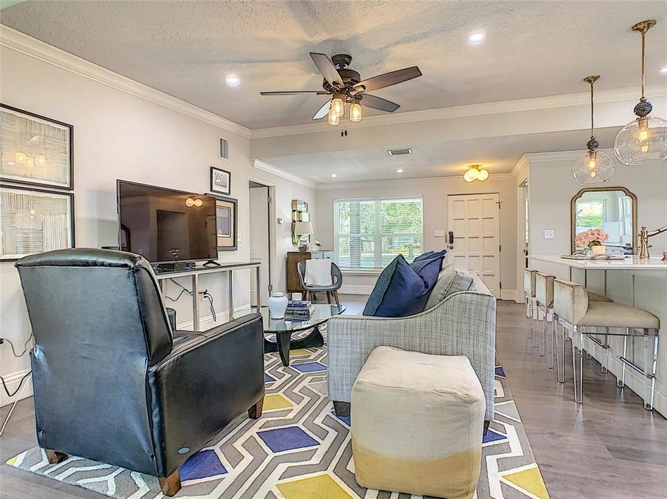 出租: $3,499 (3 贝兹, 2 浴室, 1800 平方英尺)