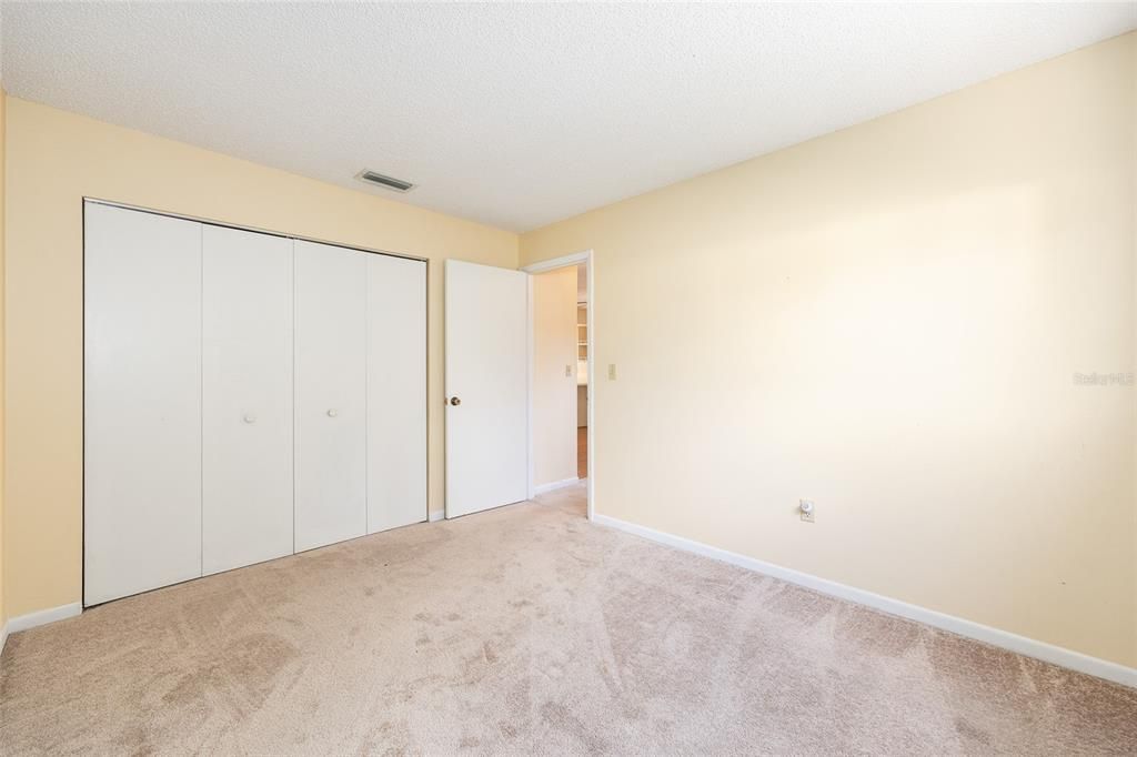 待售: $170,000 (3 贝兹, 2 浴室, 1404 平方英尺)