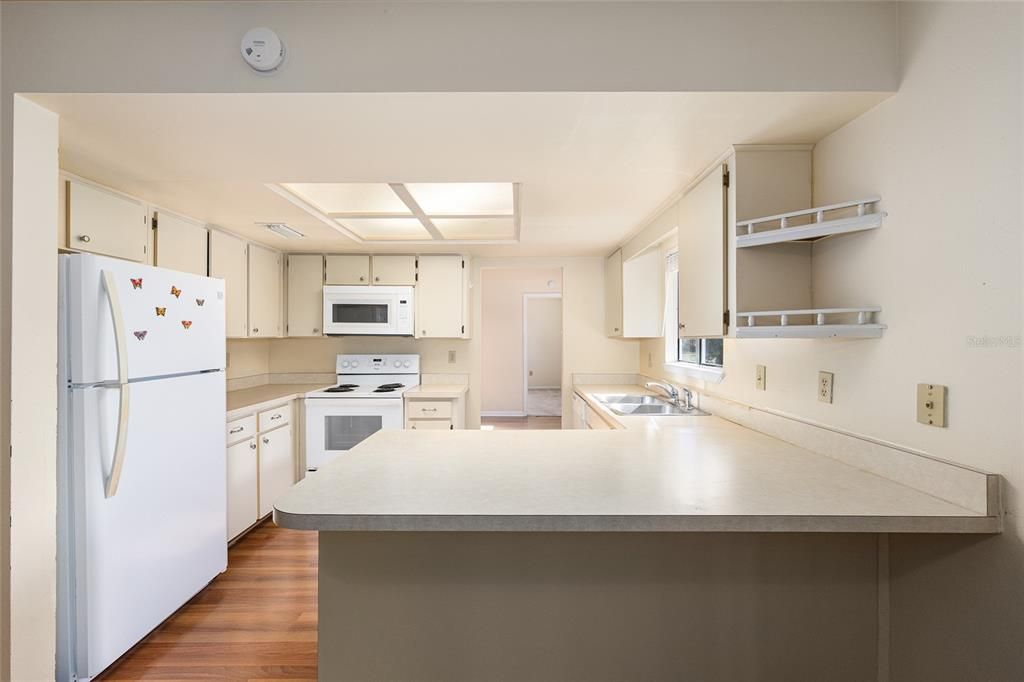 待售: $170,000 (3 贝兹, 2 浴室, 1404 平方英尺)