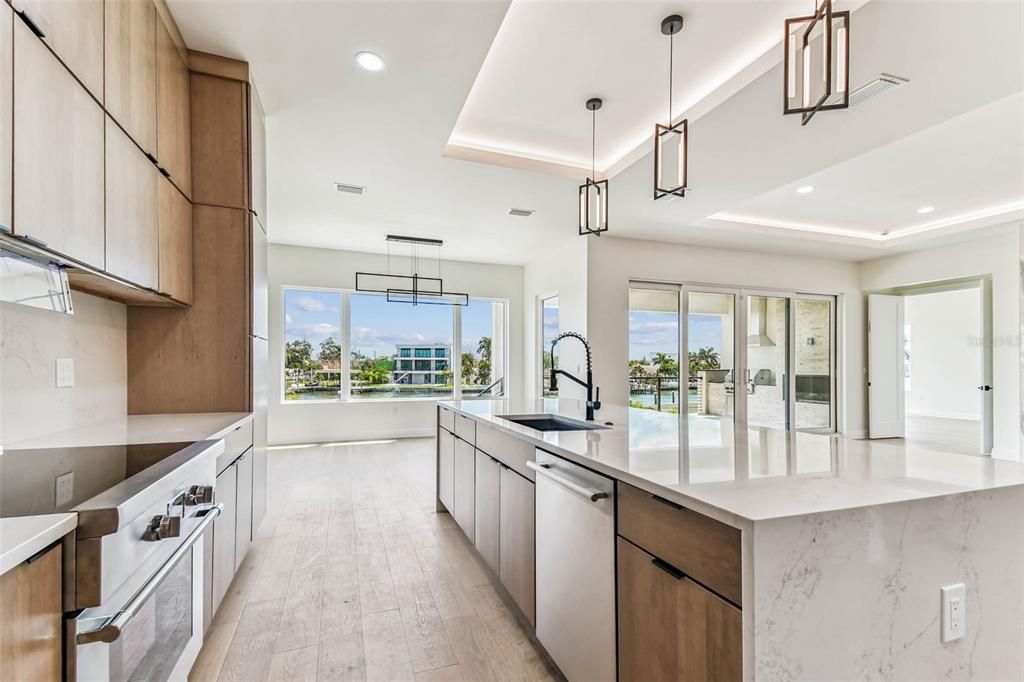 В аренду: $20,000 (4 спален, 4 ванн, 3844 Квадратных фут)