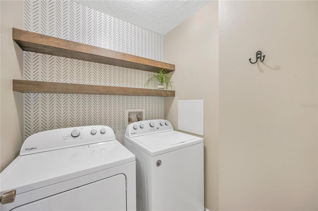 For Sale: $379,800 (3 beds, 2 baths, 1841 Square Feet)