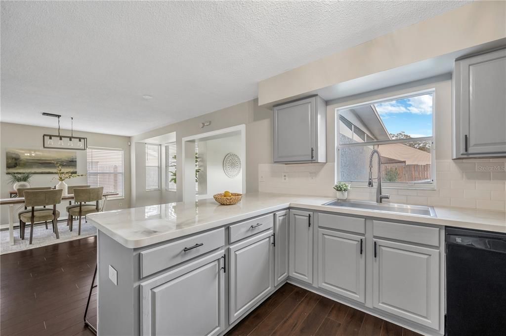 For Sale: $379,800 (3 beds, 2 baths, 1841 Square Feet)